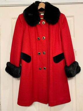 S. Korea Dongnama Girls Red Faux Fur & Wool Like Red Black Sz 6 Coat.       3736
